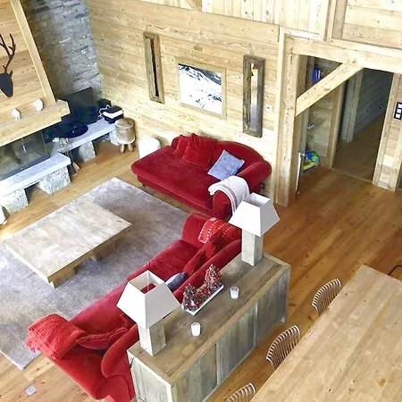 Ferienhaus Superb Chalet Huez Nunten *