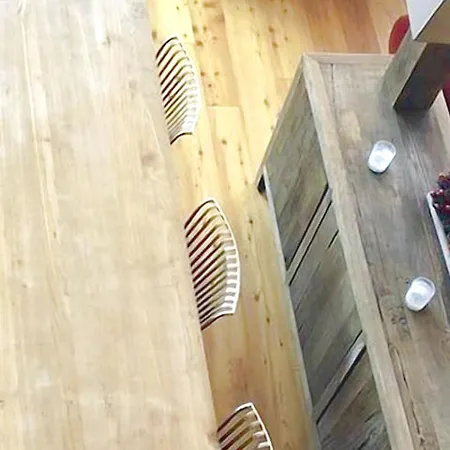 Superb Chalet Huez Nunten Ferienhaus
