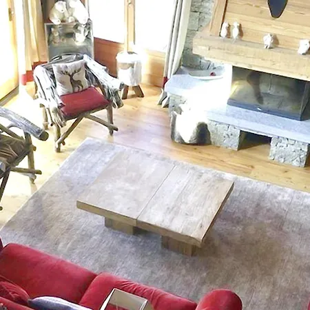 Ferienhaus Superb Chalet Huez Nunten